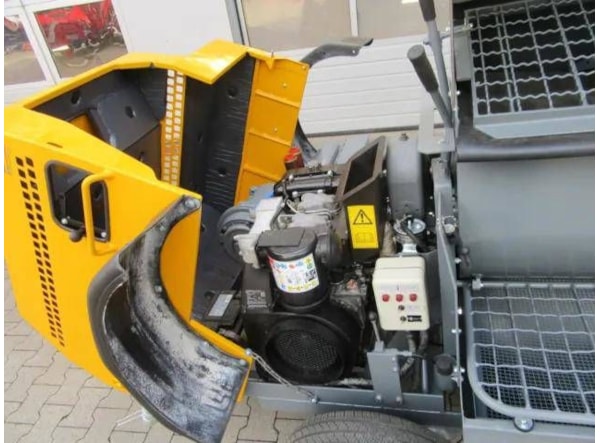 Pompa de beton Putzmeister  POMPA de Tencuieli i P13 DMR  KA230 - sasiu cu frane  de vanzare